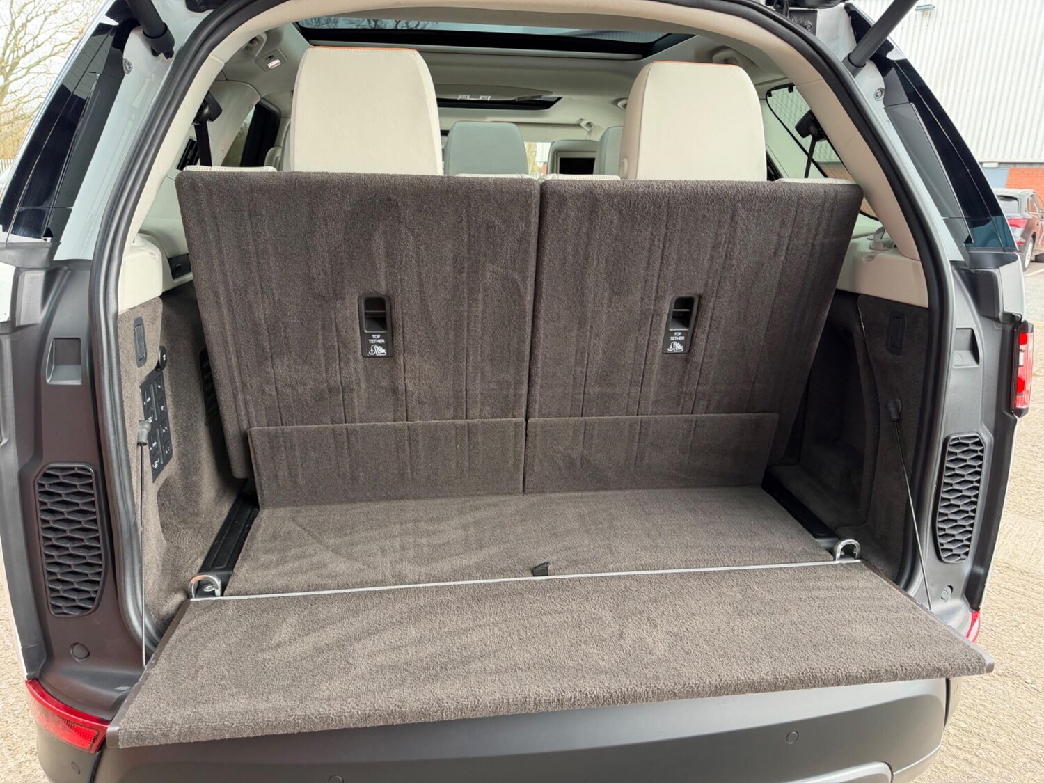 Used Land Rover Discovery for sale - 77823860: Photo 33