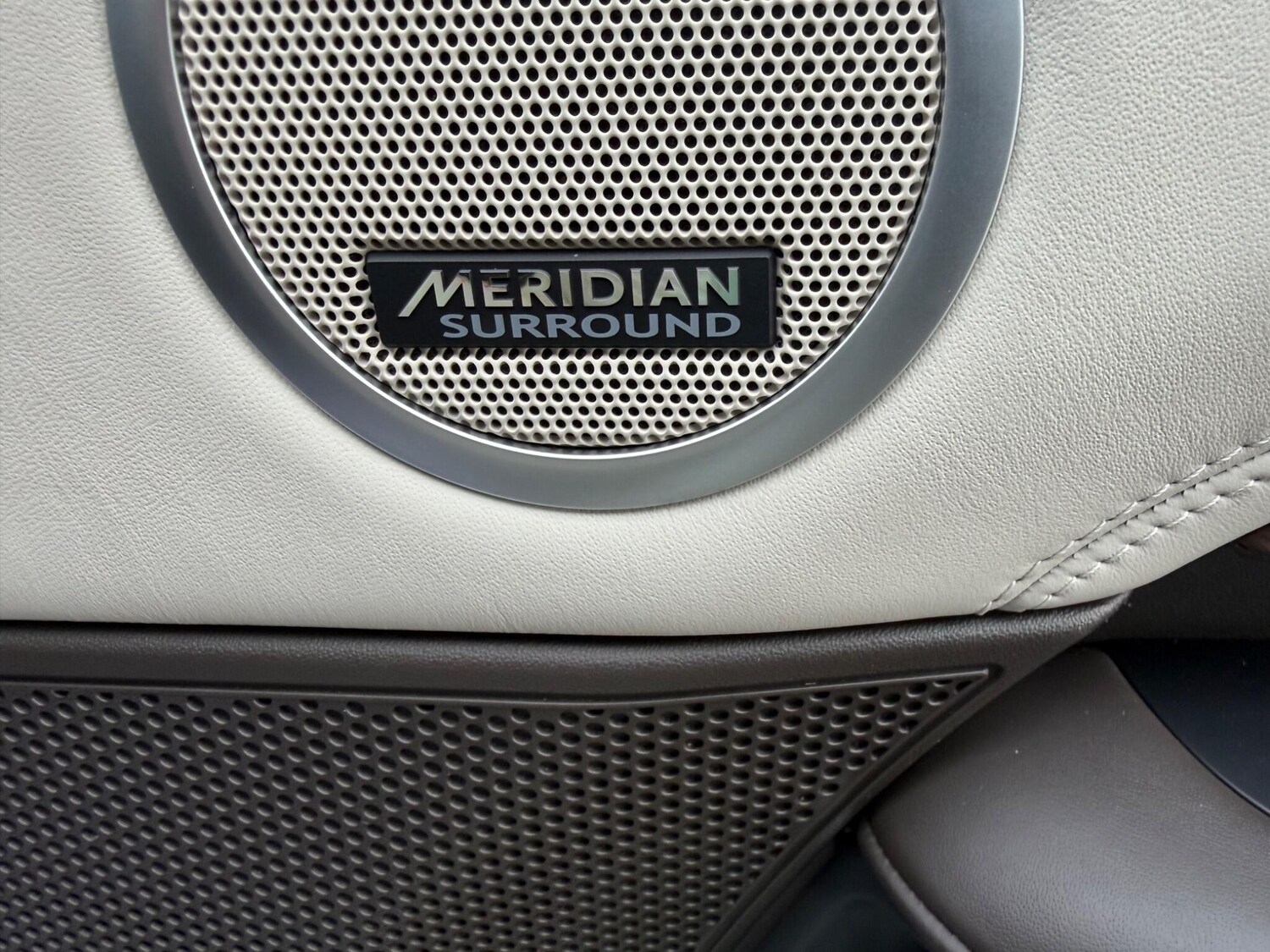 Used Land Rover Discovery for sale - 77823860: Photo 35