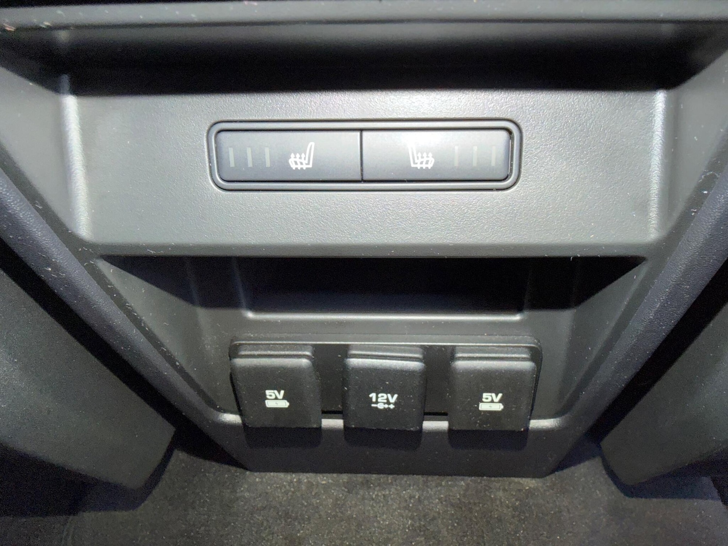 Used Land Rover Discovery Sport 2018 for sale - 76925947: Photo 32