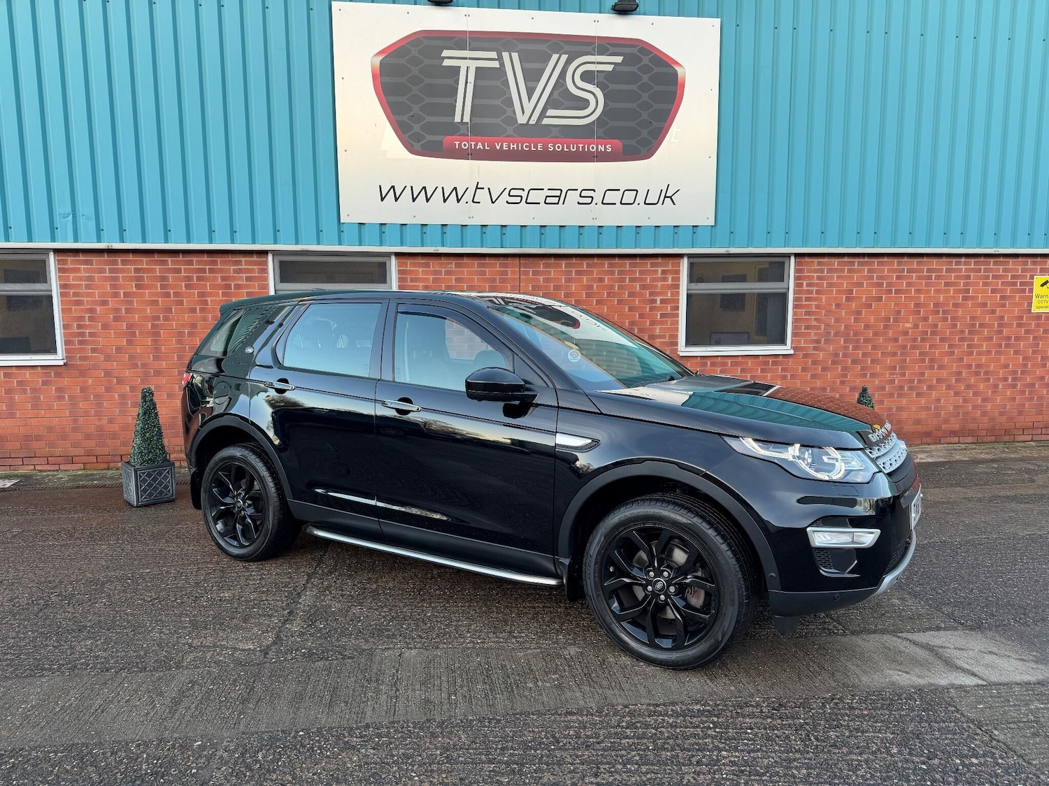 Used Land Rover Discovery Sport 2018 for sale - 76925947: Photo 4