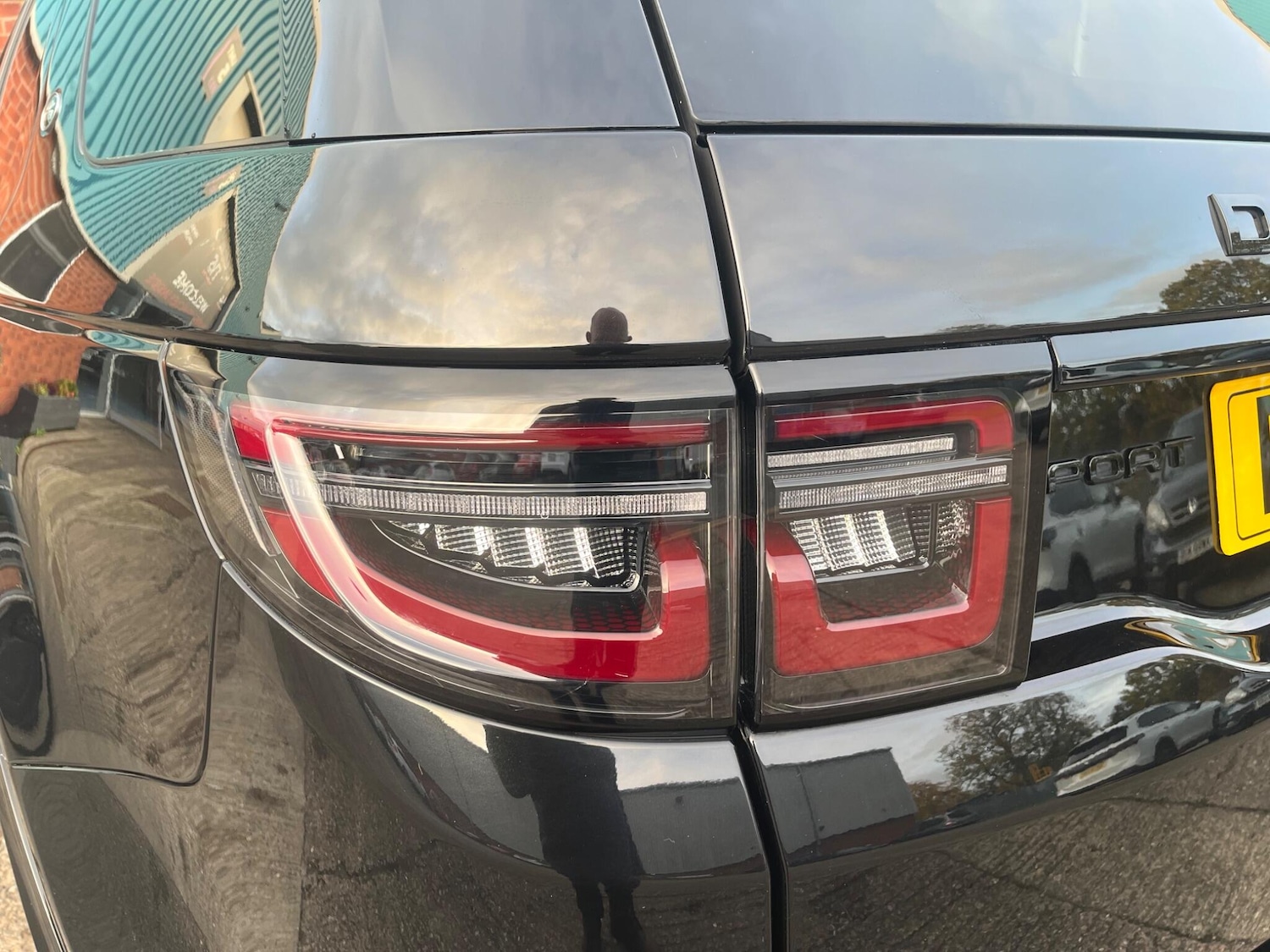 Used Land Rover Discovery Sport for sale - 76484785: Photo 17