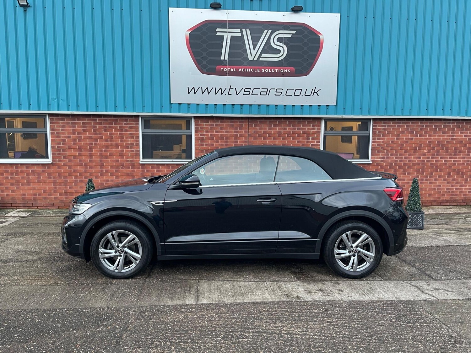 Used Volkswagen T-Roc 2024 for sale - 76715010: Photo 14