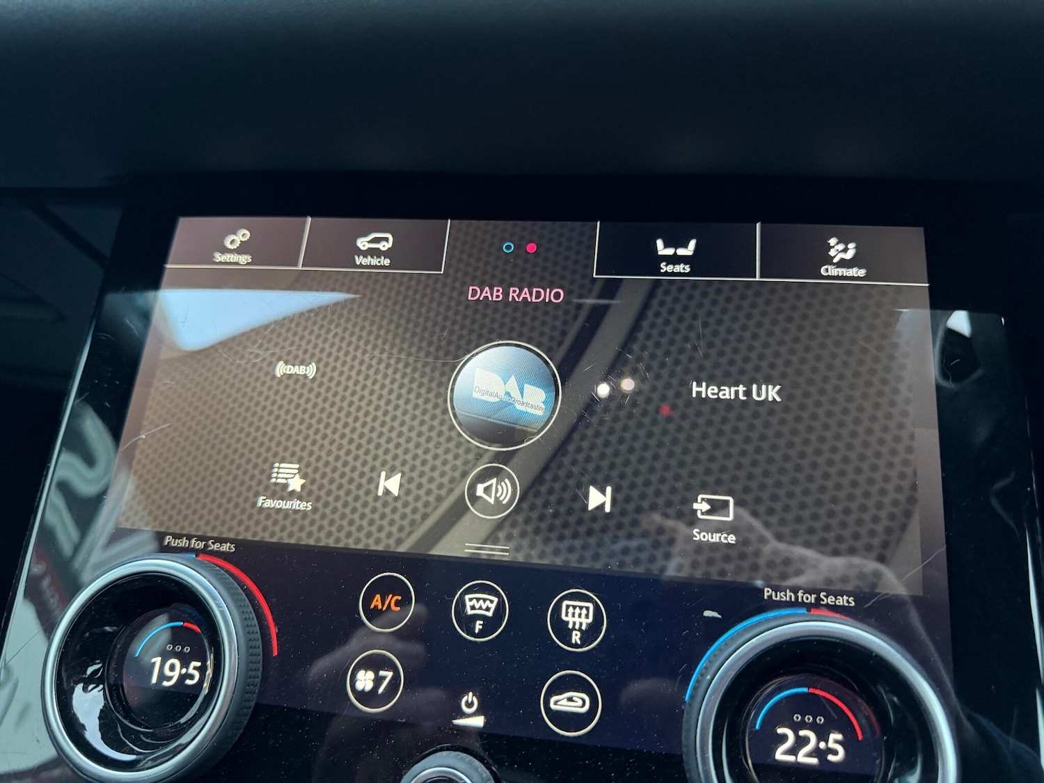 Used Land Rover Range Rover Evoque 2019 for sale - 76886980: Photo 6