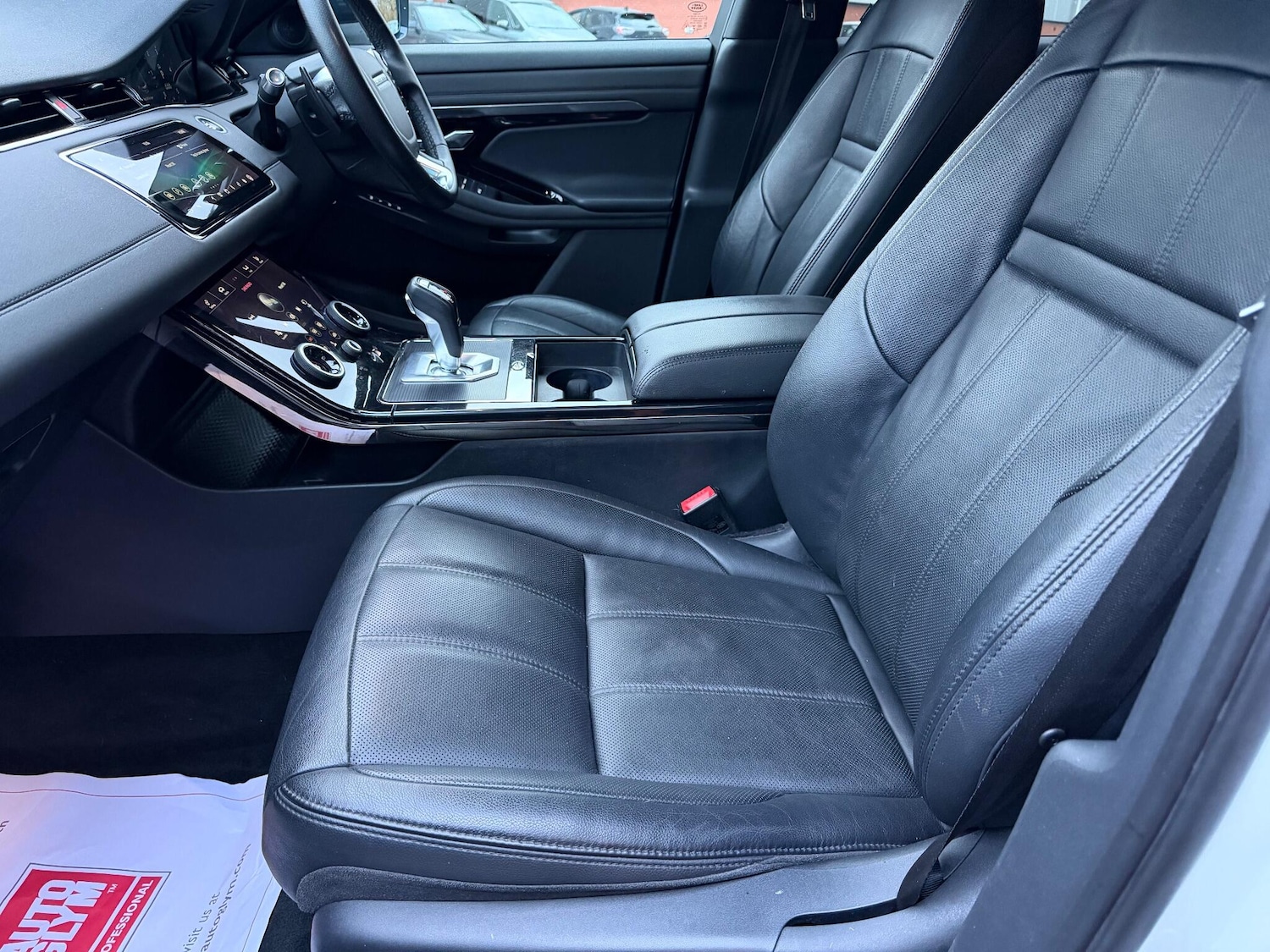 Used Land Rover Range Rover Evoque 2019 for sale - 76886980: Photo 8