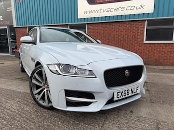 Used Jaguar XF 2018 for sale - 79740984: Photo