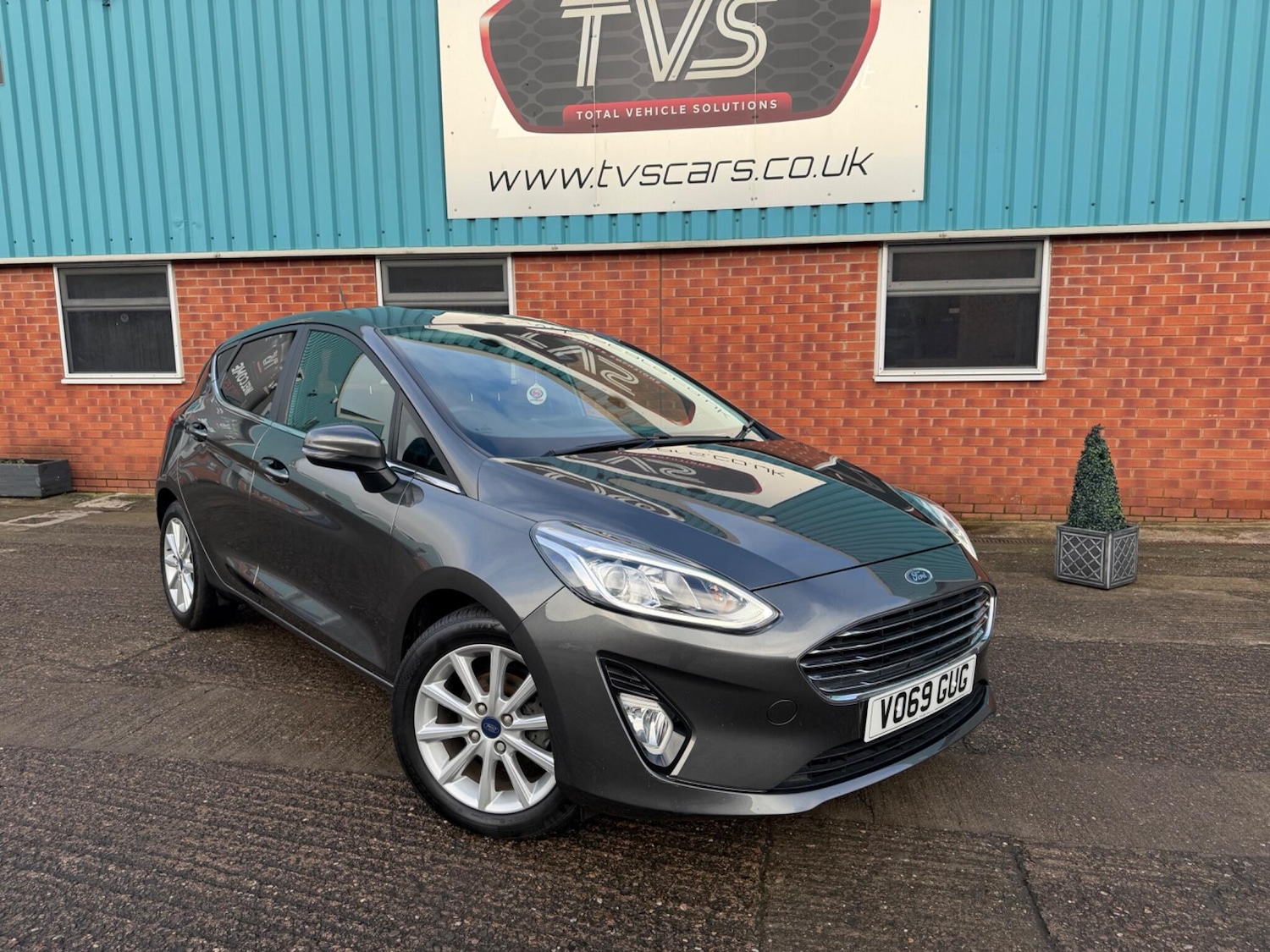 Used Ford Fiesta 2019 for sale - 77230662: Photo 2