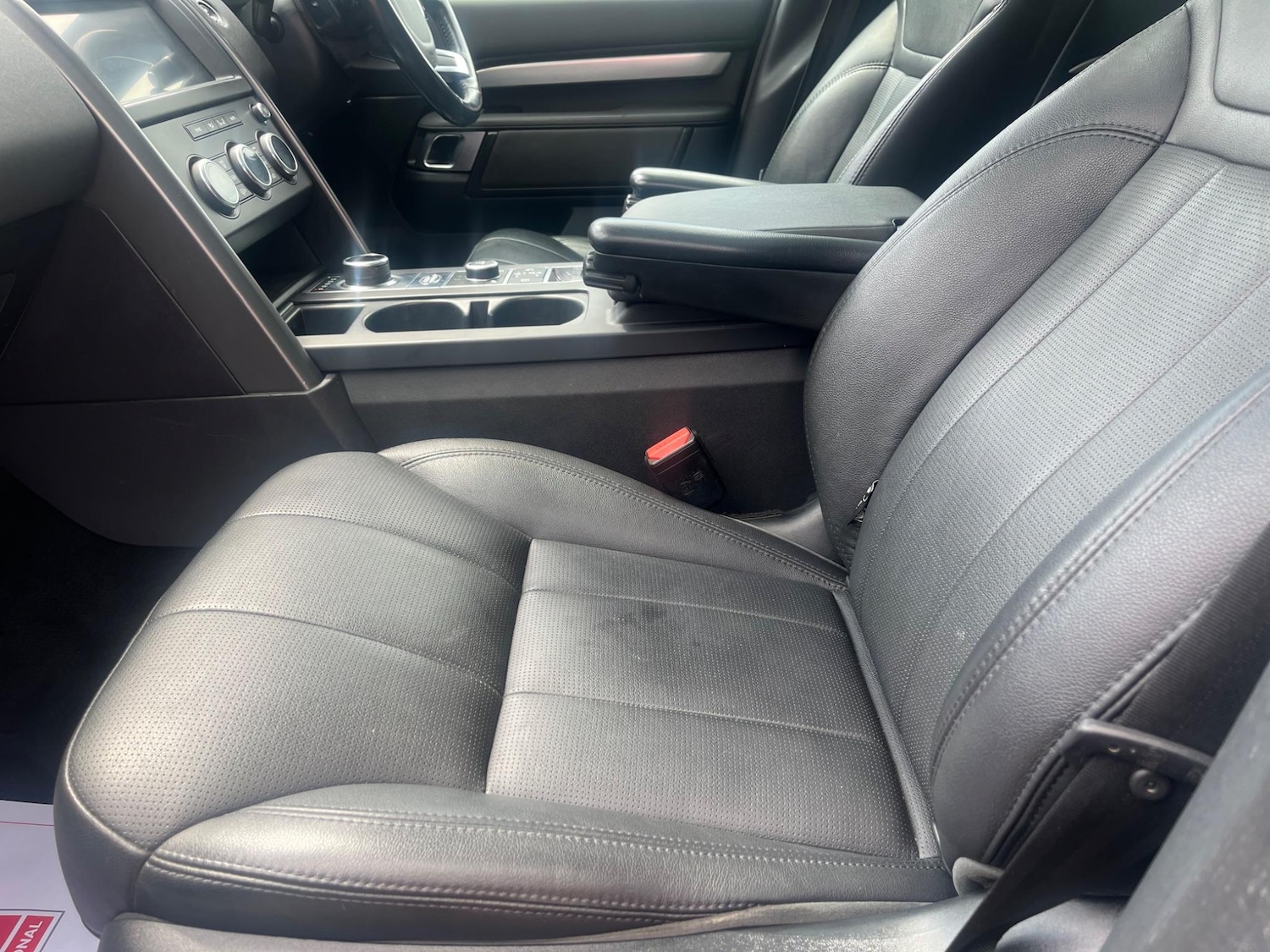 Used Land Rover Discovery 2020 for sale - 76994361: Photo 12