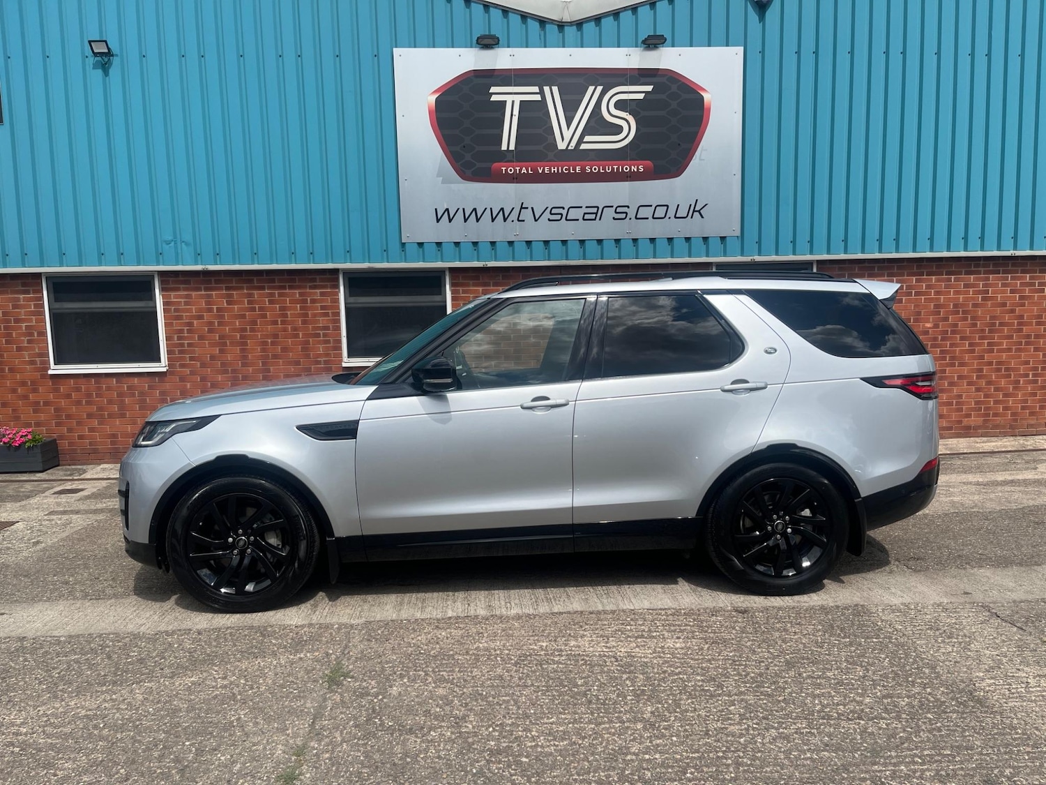 Used Land Rover Discovery 2020 for sale - 76994361: Photo 19