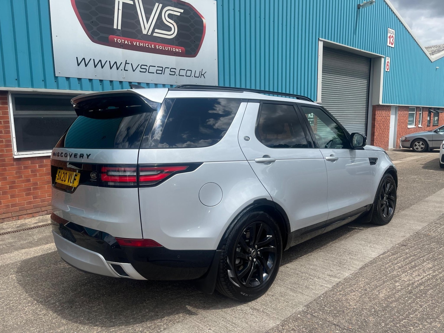 Used Land Rover Discovery 2020 for sale - 76994361: Photo 25