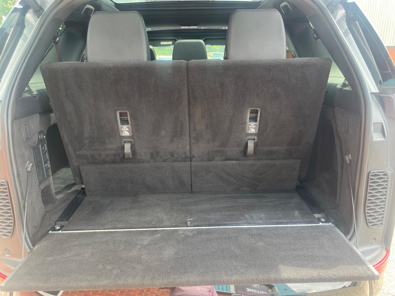 Used Land Rover Discovery 2020 for sale - 76994361: Photo 31