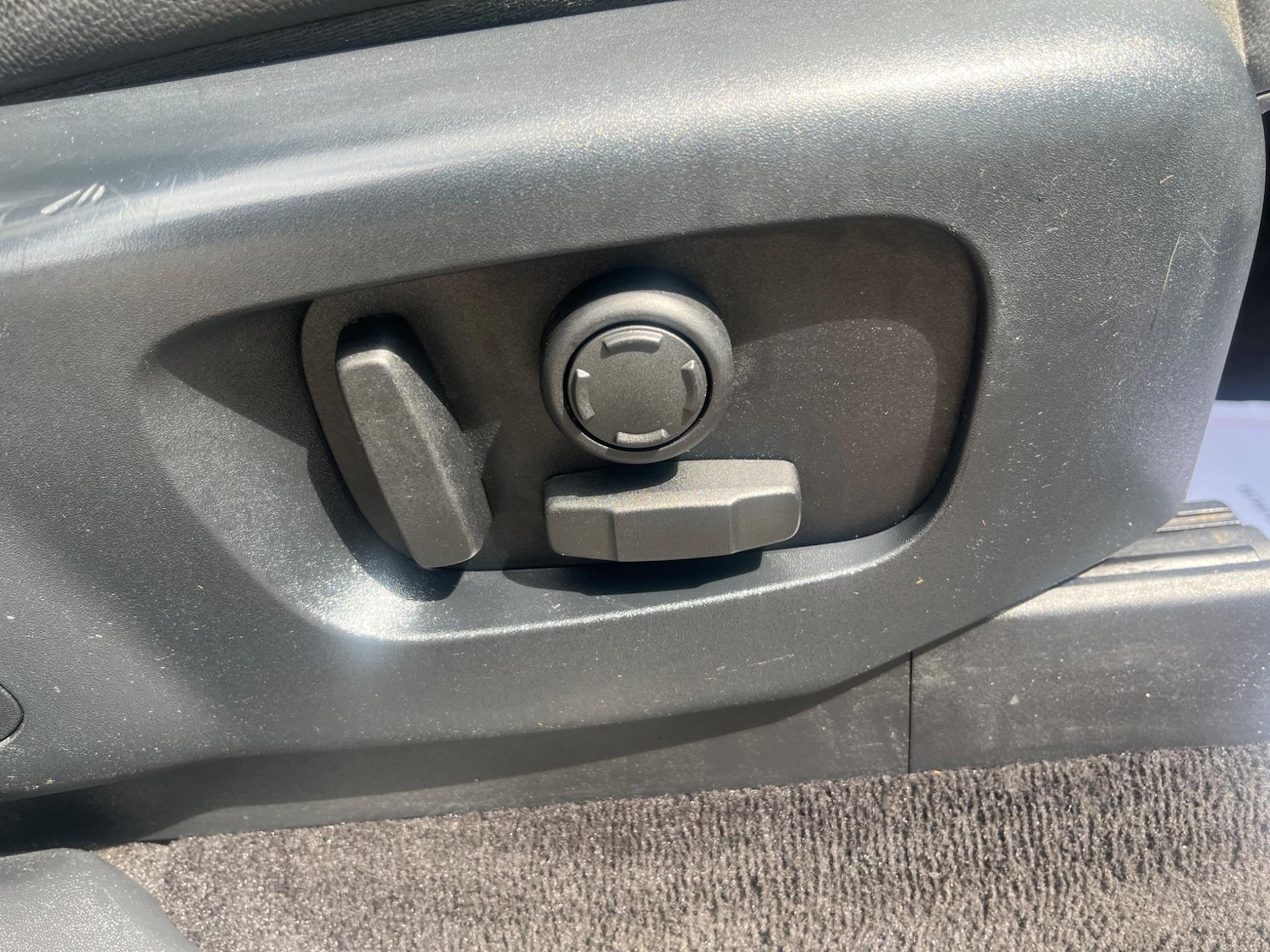 Used Land Rover Discovery 2020 for sale - 76994361: Photo 32