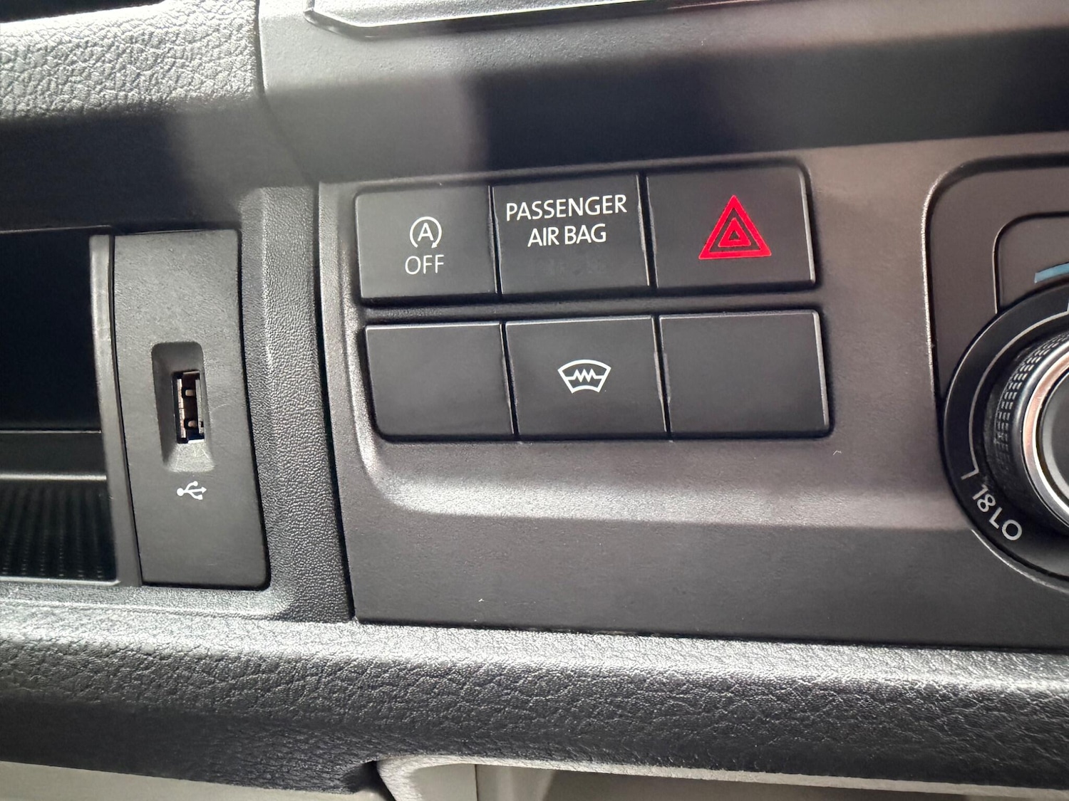 Used Volkswagen Transporter 2019 for sale - 77467948: Photo 24