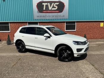 Used Volkswagen Touareg 2017 for sale - 79388254: Photo