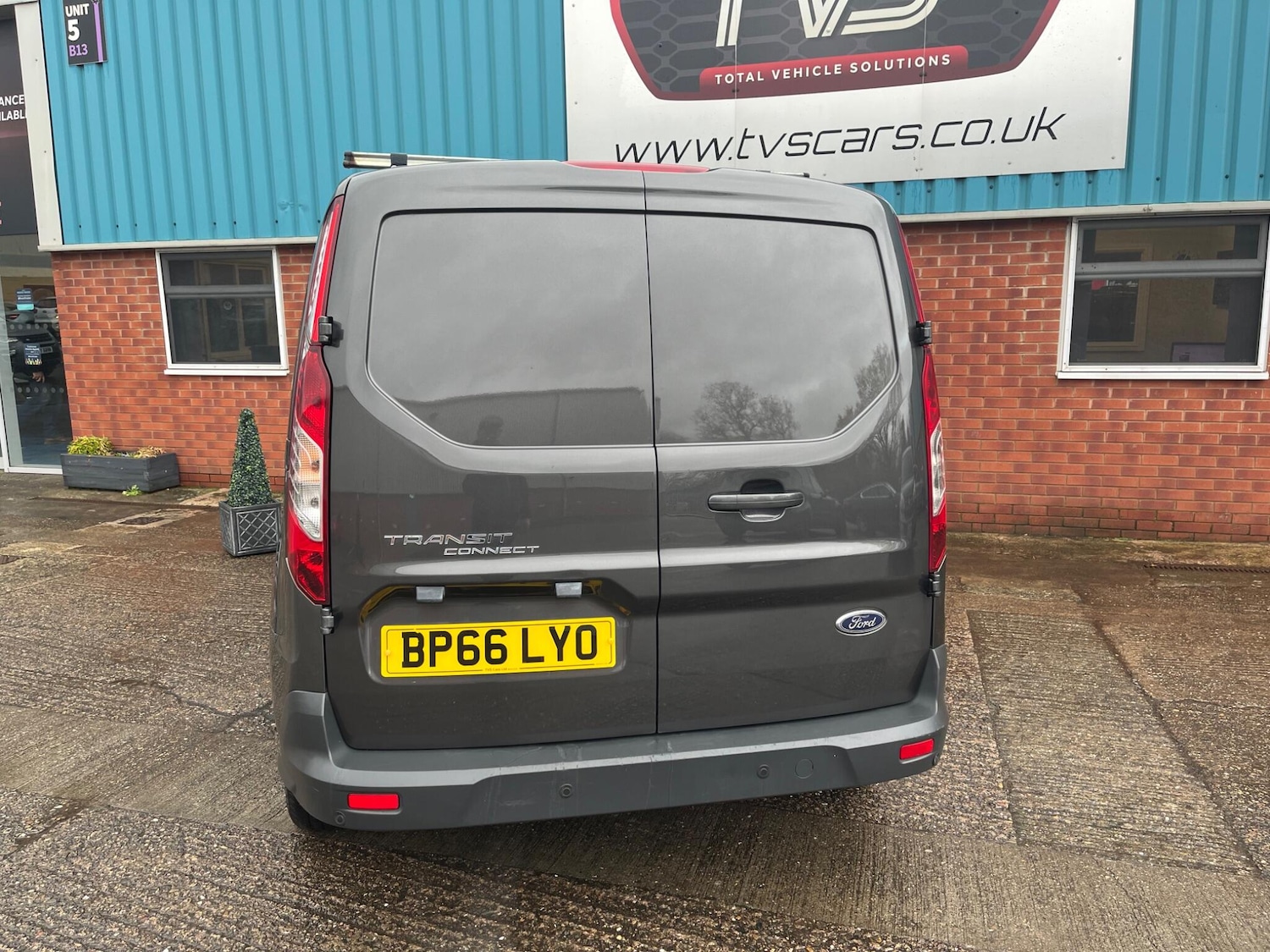 Used Ford Transit Connect 2016 for sale - 76765760: Photo 11