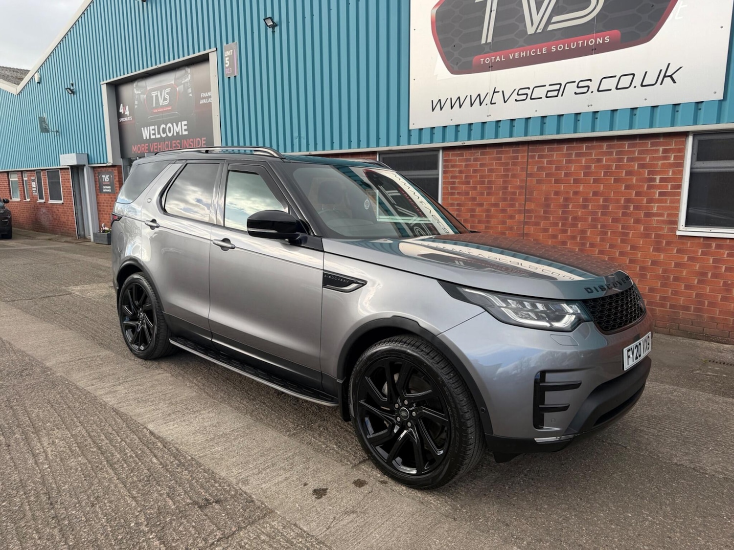 Used Land Rover Discovery 2020 for sale - 78085945: Photo 24