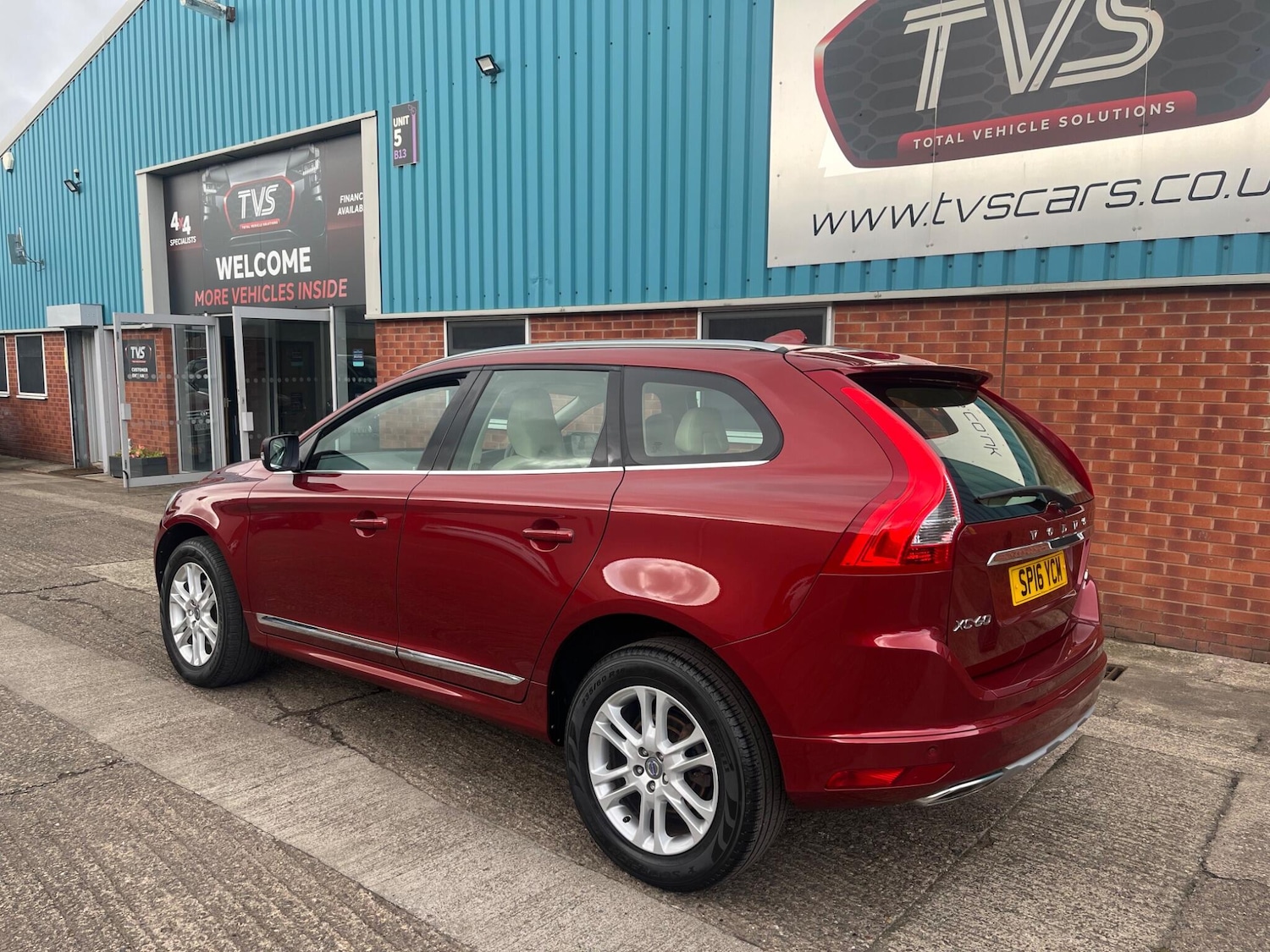 Used Volvo XC60 2016 for sale - 76349251: Photo 17