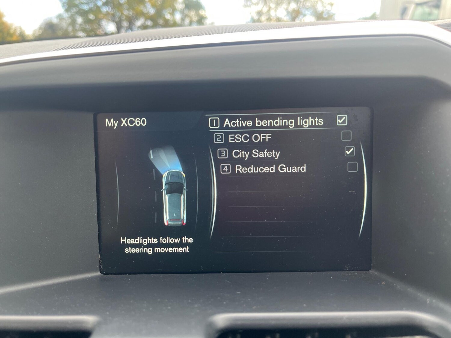 Used Volvo XC60 2016 for sale - 76349251: Photo 27