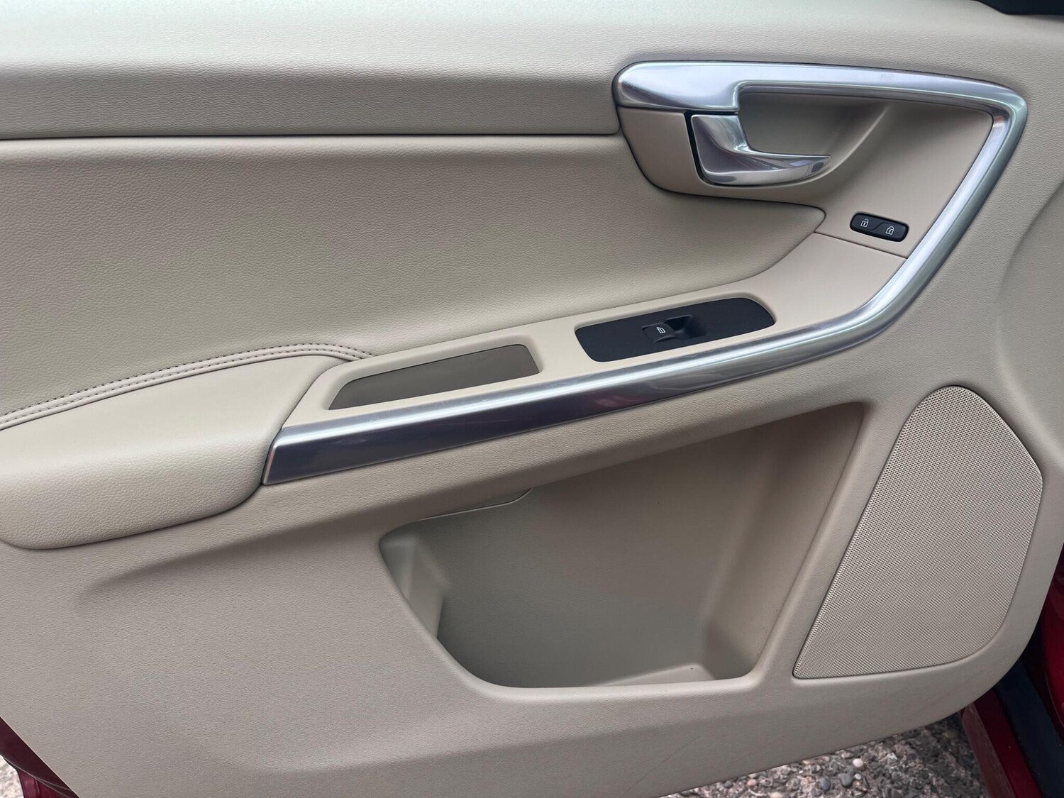 Used Volvo XC60 2016 for sale - 76349251: Photo 30