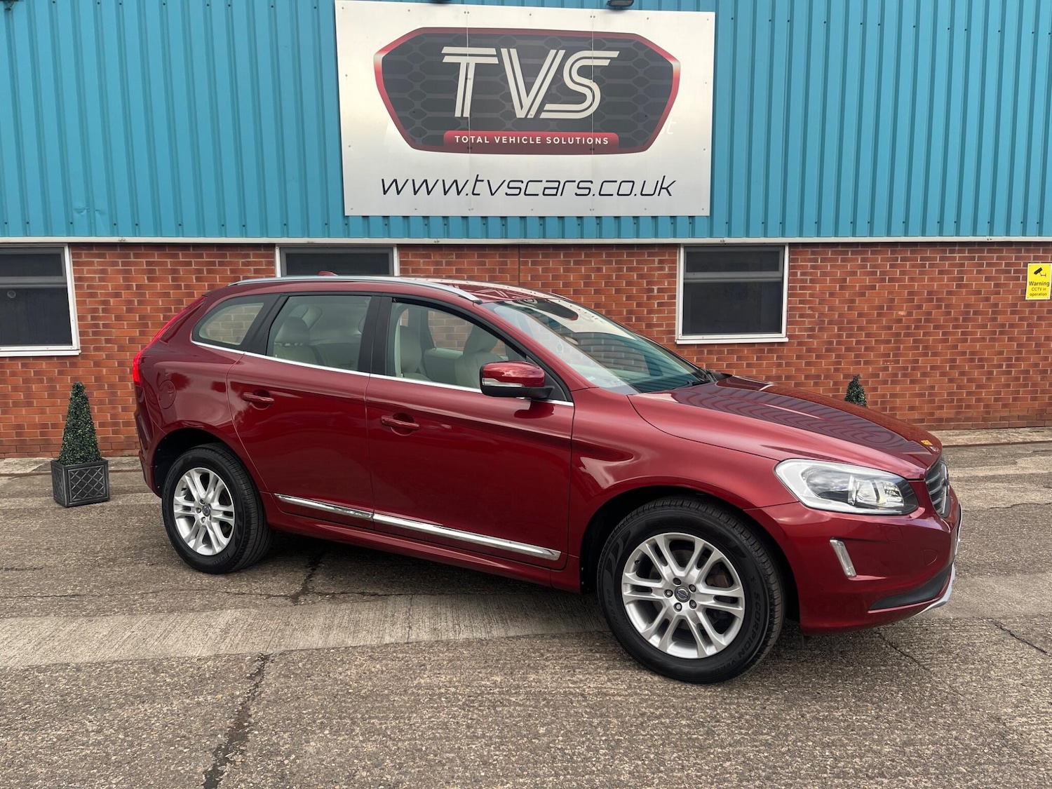 Used Volvo XC60 2016 for sale - 76349251: Photo 4