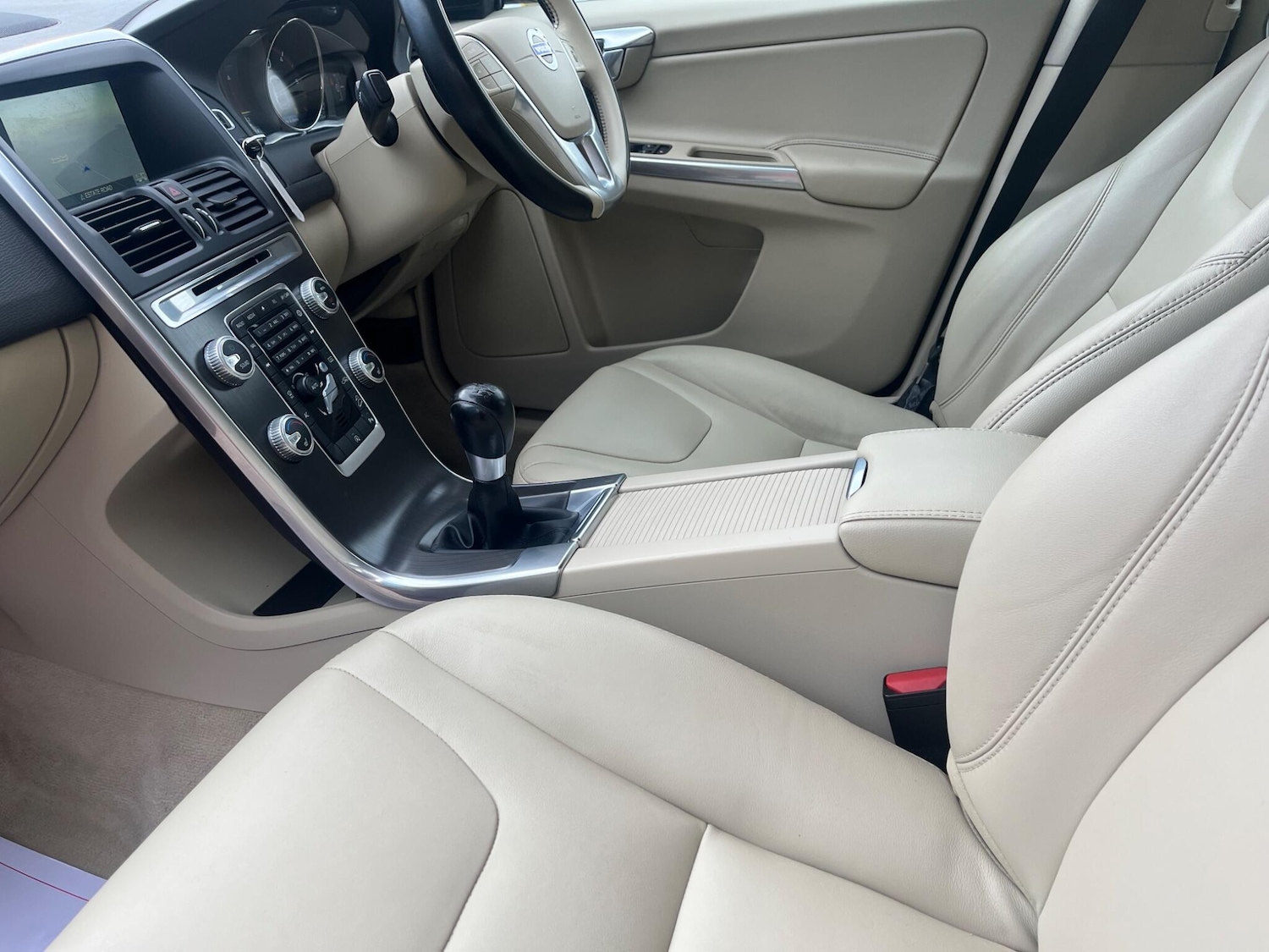 Used Volvo XC60 2016 for sale - 76349251: Photo 8