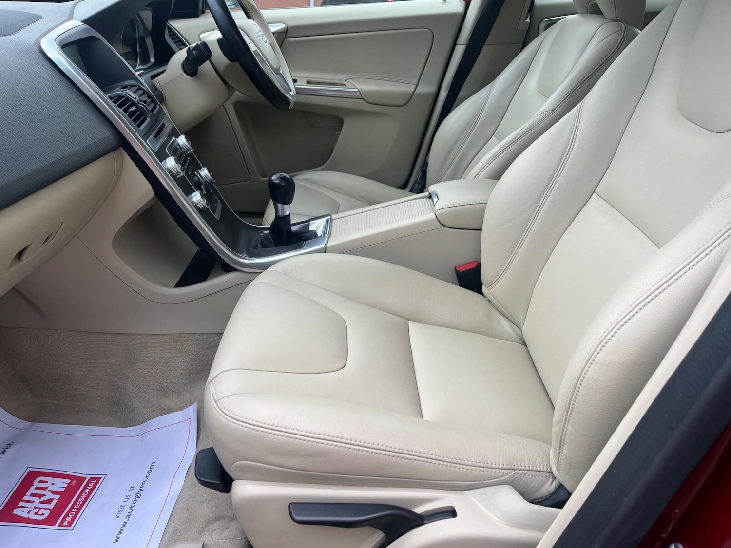 Used Volvo XC60 2016 for sale - 76349251: Photo 9