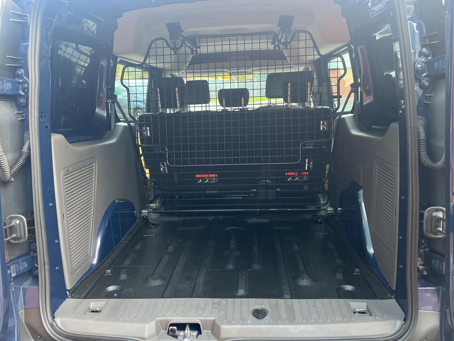 Used Ford Transit Connect 2023 for sale - 76388247: Photo 12