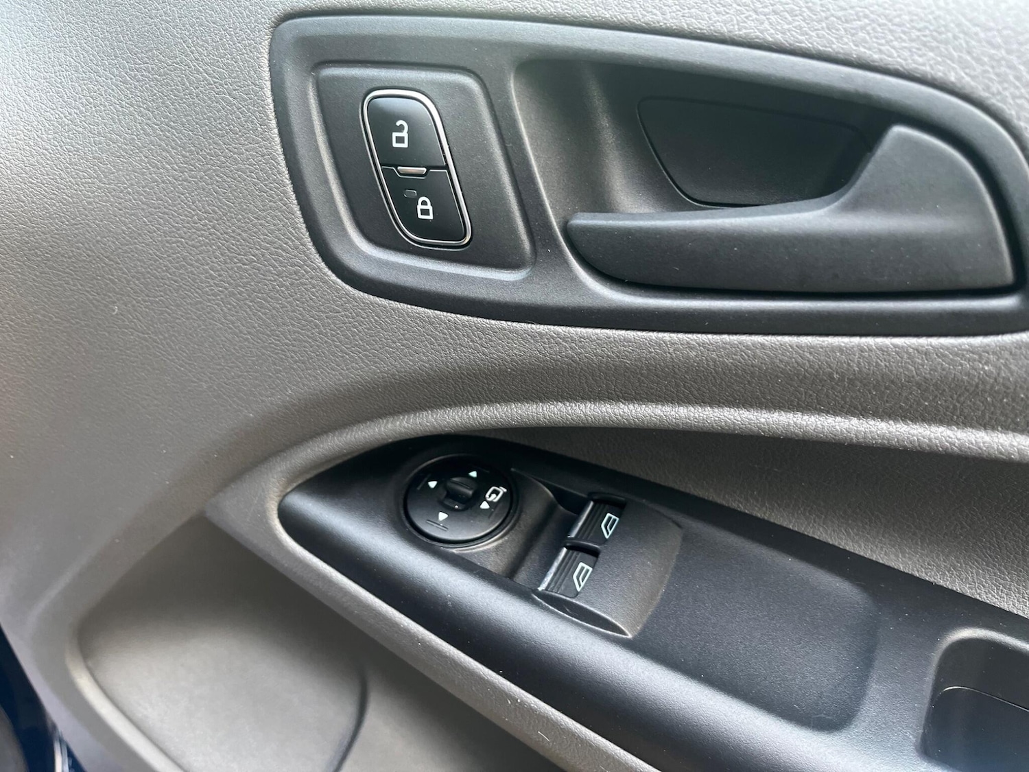 Used Ford Transit Connect 2023 for sale - 76388247: Photo 30