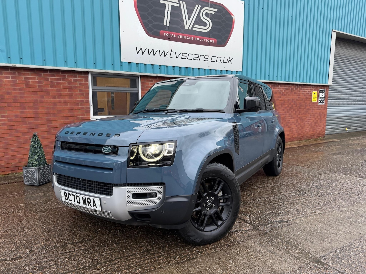 Used Land Rover Defender 110 2020 for sale - 76865443: Photo 21