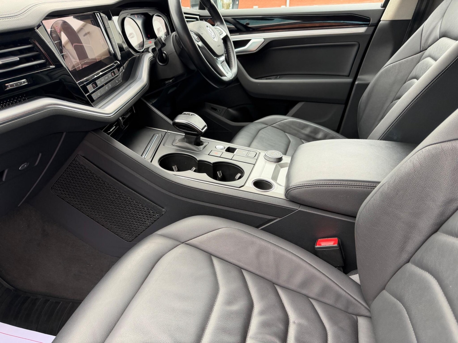 Used Volkswagen Touareg 2018 for sale - 78127672: Photo 10