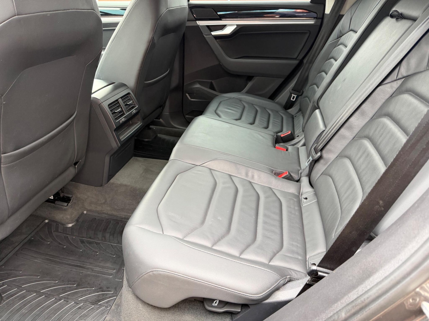 Used Volkswagen Touareg 2018 for sale - 78127672: Photo 11