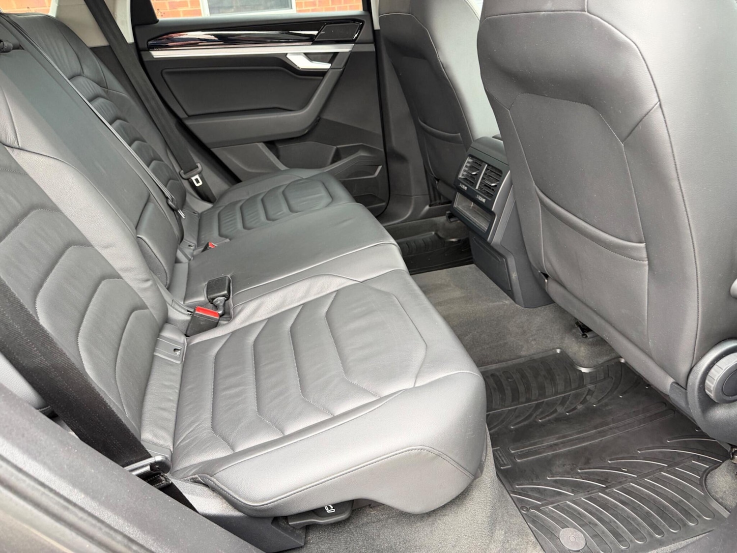 Used Volkswagen Touareg 2018 for sale - 78127672: Photo 9