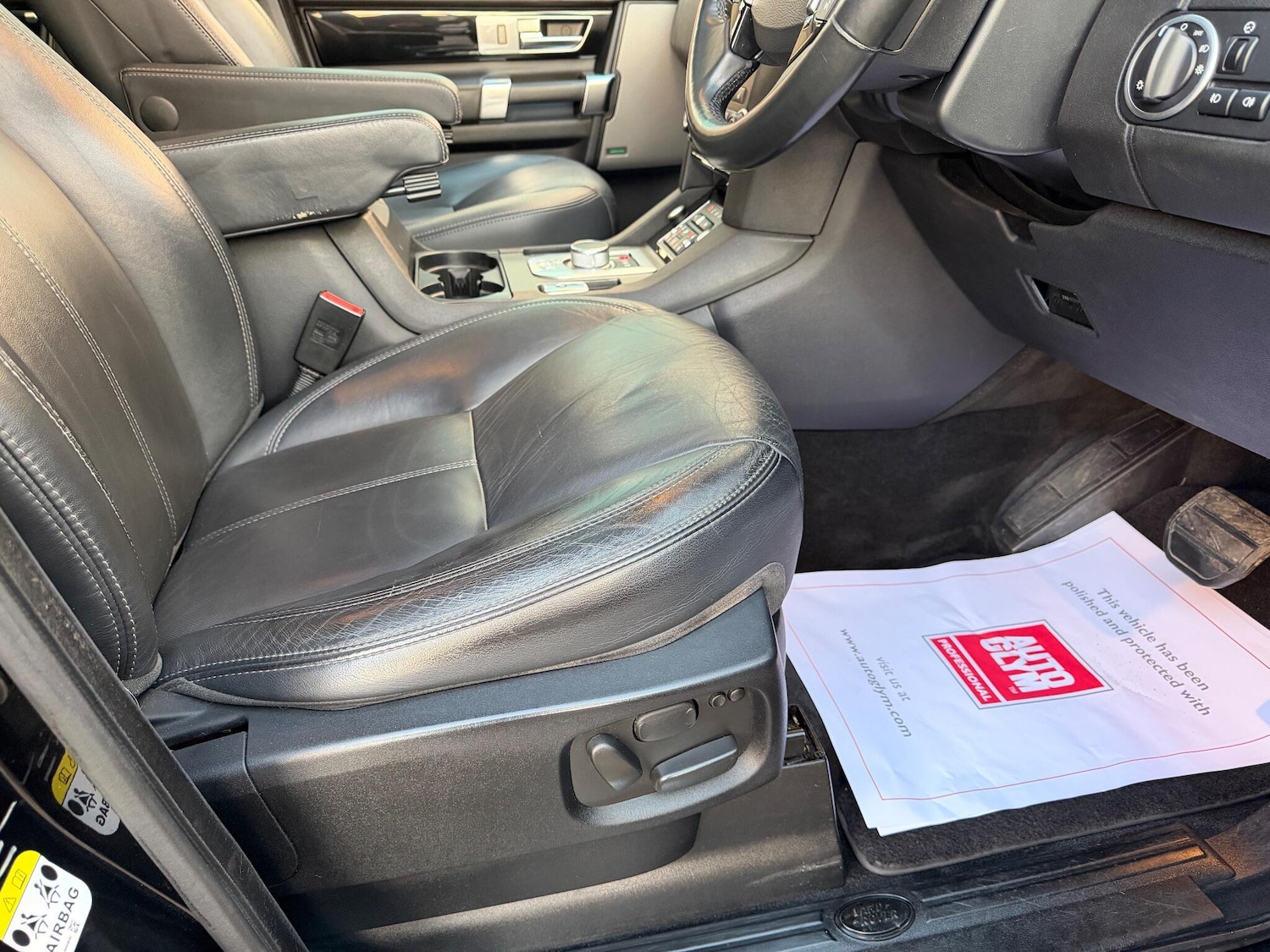 Used Land Rover Discovery 4 2015 for sale - 77074889: Photo 12