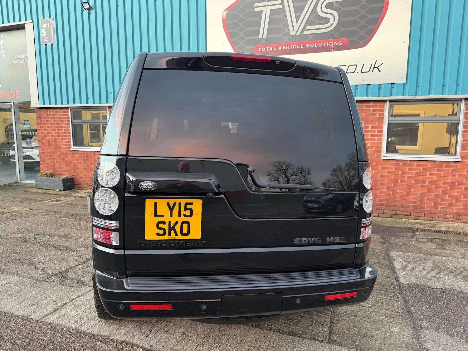 Used Land Rover Discovery 4 2015 for sale - 77074889: Photo 19