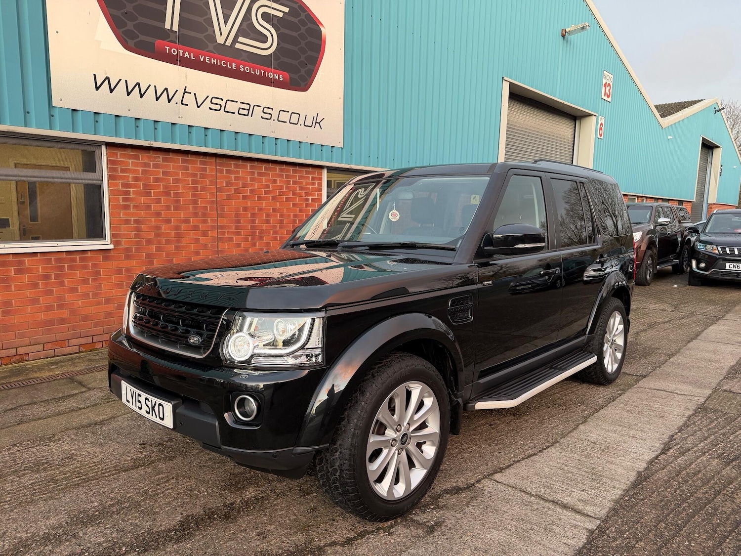 Used Land Rover Discovery 4 2015 for sale - 77074889: Photo 20