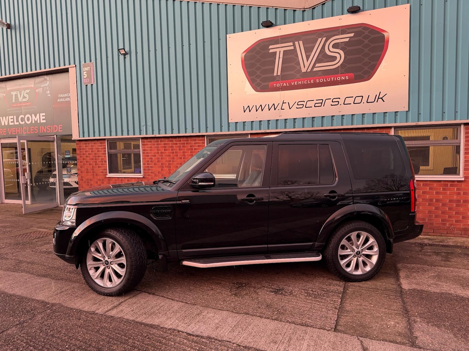 Used Land Rover Discovery 4 2015 for sale - 77074889: Photo 21