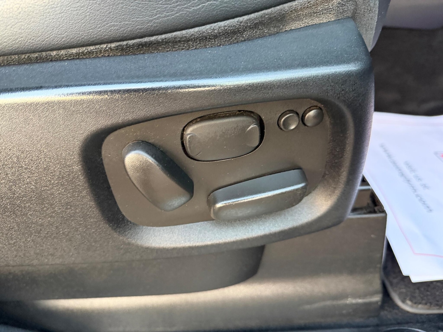 Used Land Rover Discovery 4 2015 for sale - 77074889: Photo 34