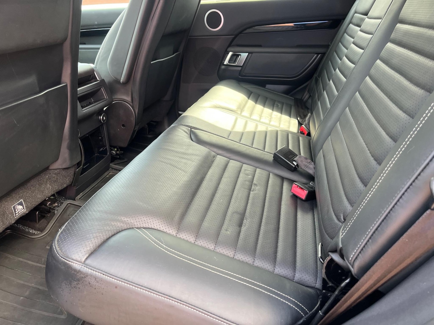 Used Land Rover Discovery 2018 for sale - 76987868: Photo 12