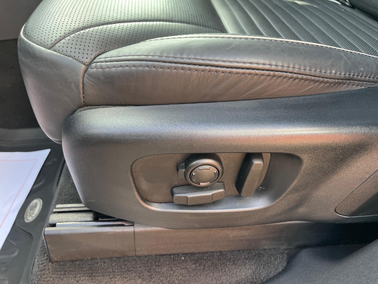 Used Land Rover Discovery 2018 for sale - 76987868: Photo 13