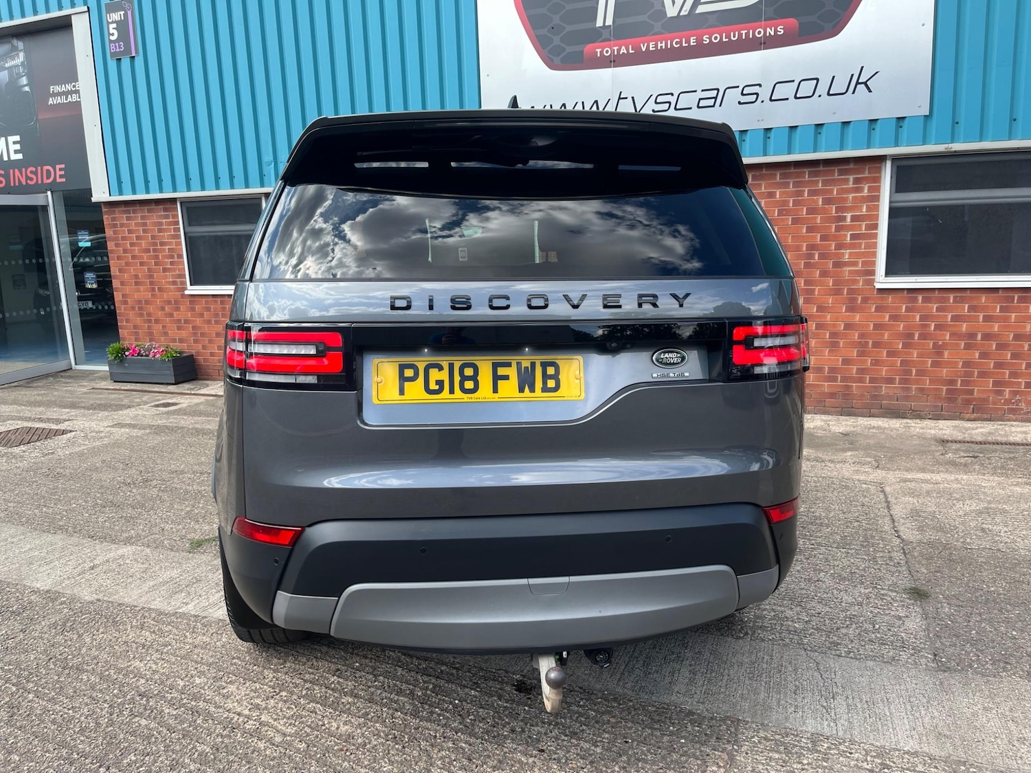 Used Land Rover Discovery 2018 for sale - 76987868: Photo 18