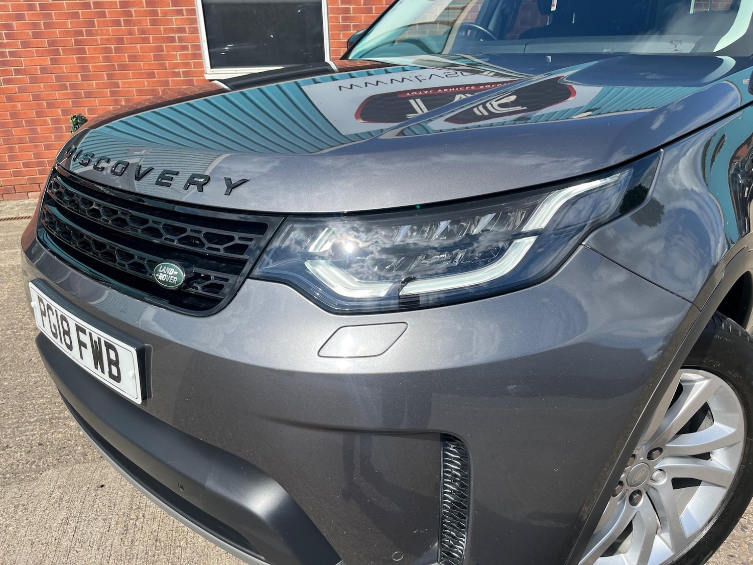 Used Land Rover Discovery 2018 for sale - 76987868: Photo 24