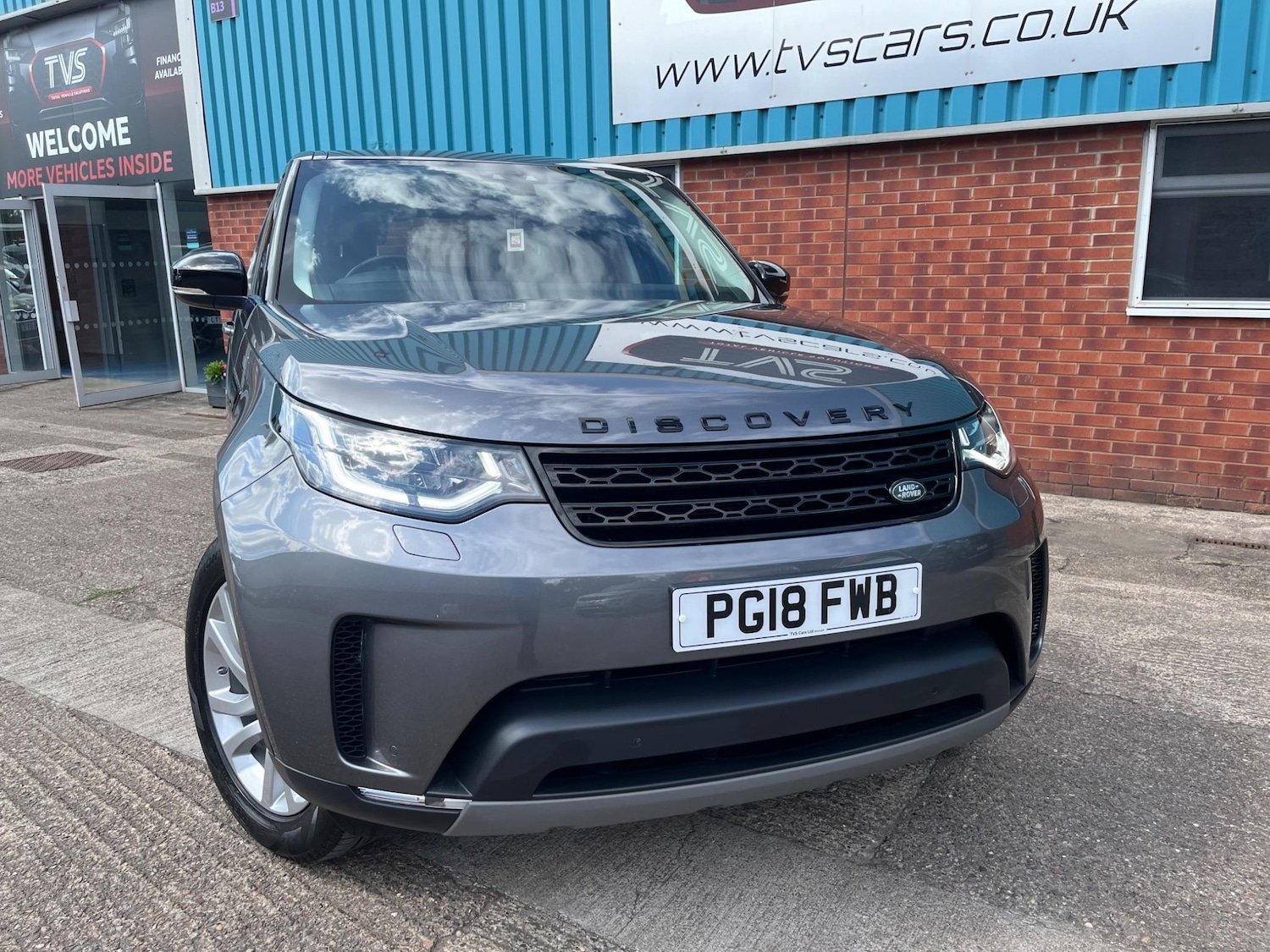 Used Land Rover Discovery 2018 for sale - 76987868: Photo 3
