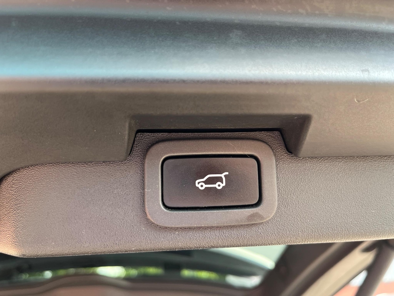 Used Land Rover Discovery 2018 for sale - 76987868: Photo 35