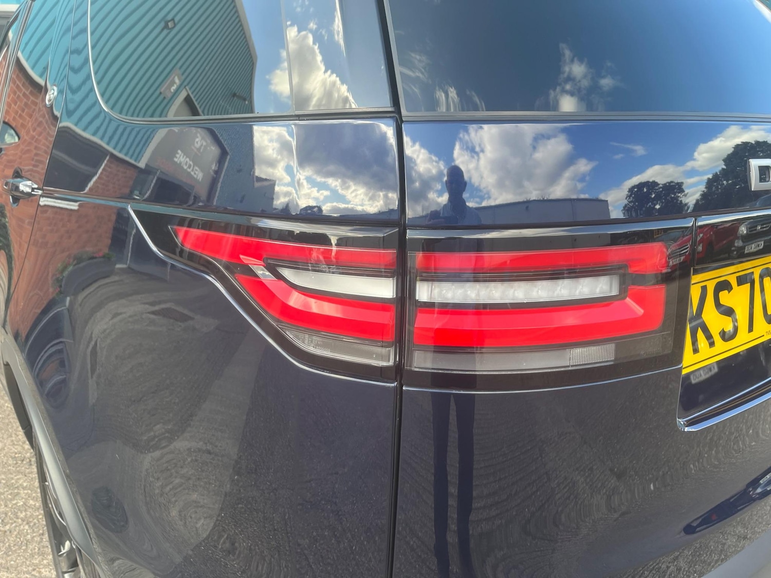 Used Land Rover Discovery 2020 for sale - 76987711: Photo 17