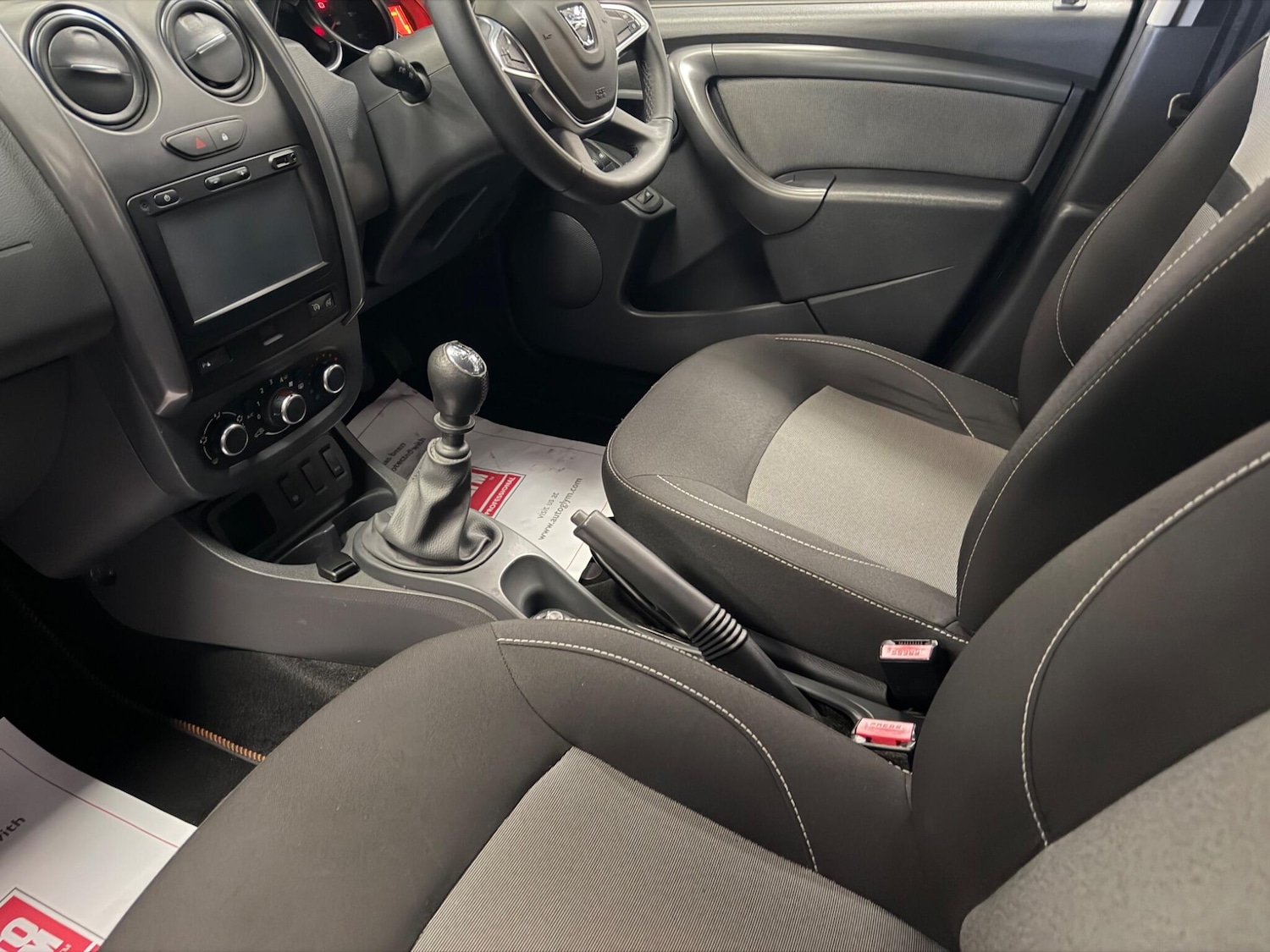 Used Dacia Duster 2017 for sale - 77550039: Photo 7