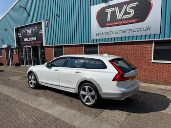 Used Volvo V90 2019 for sale - 76988015: Photo