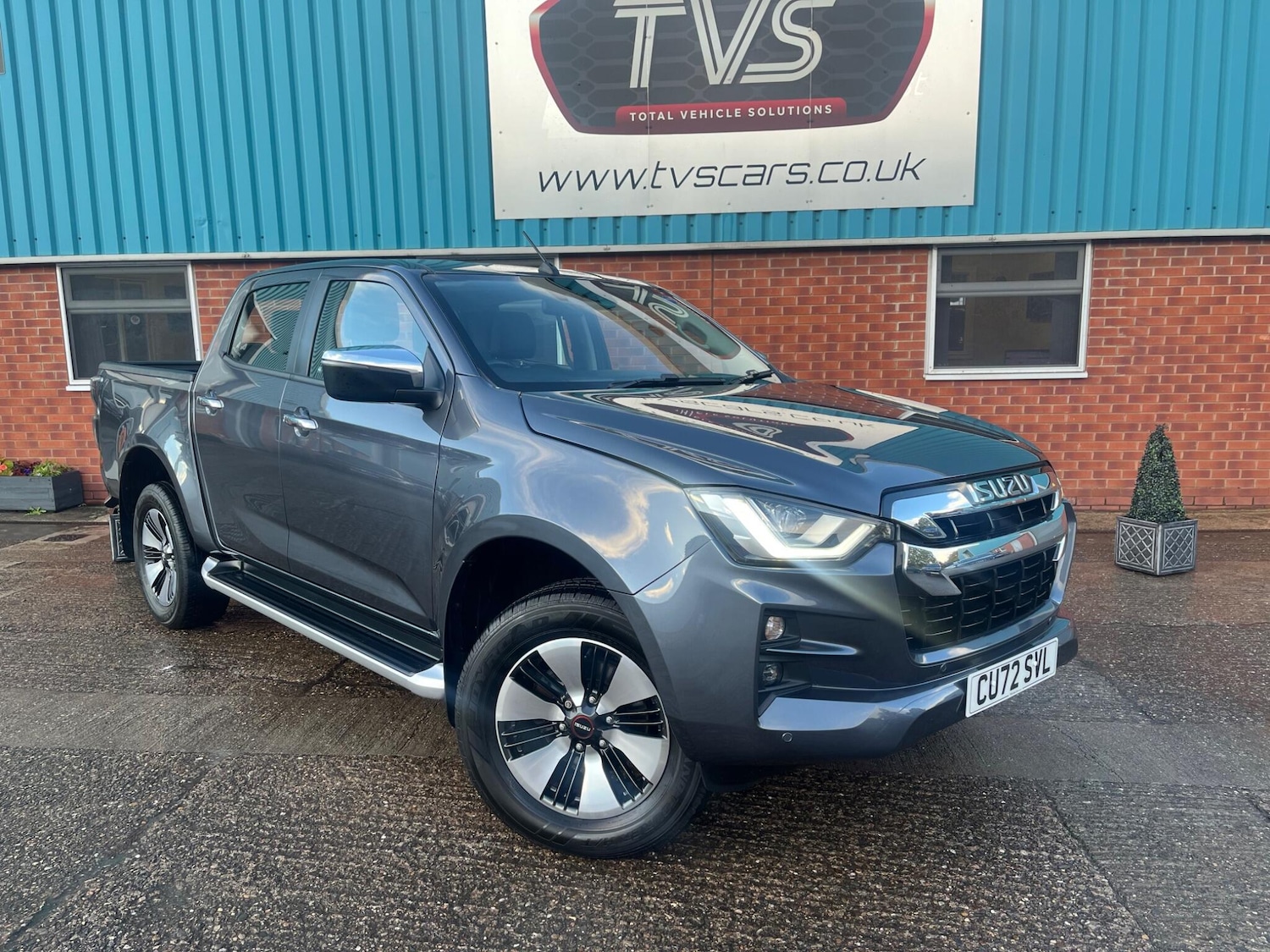 Used Isuzu D-Max 2022 for sale - 76995817: Photo 2