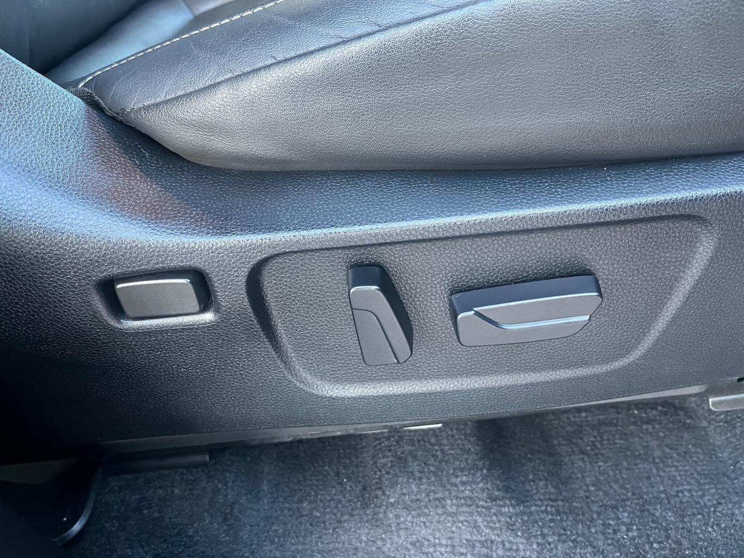 Used Isuzu D-Max 2022 for sale - 76995817: Photo 30