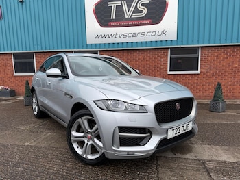 Used Jaguar F-Pace 2018 for sale - 78601640: Photo