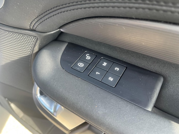 Used Land Rover Discovery 2020 for sale - 75051765: Photo 34
