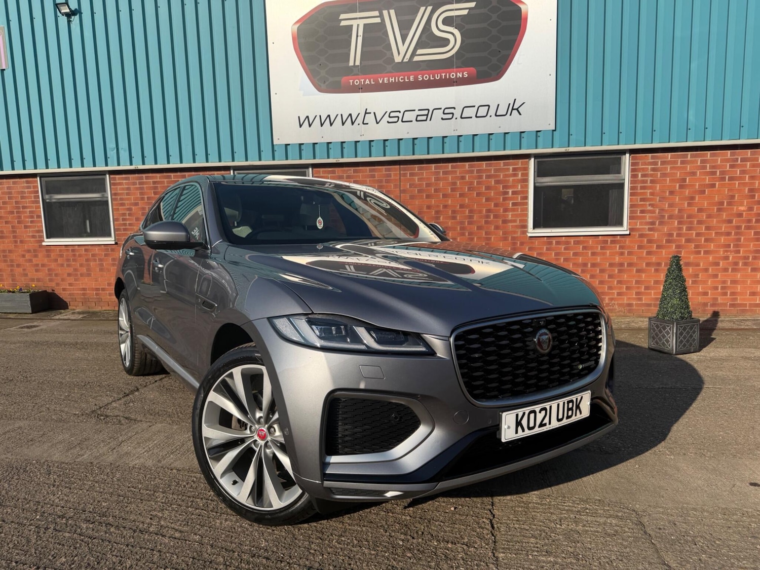 Used Jaguar F-Pace 2021 for sale - 77754031: Photo 2